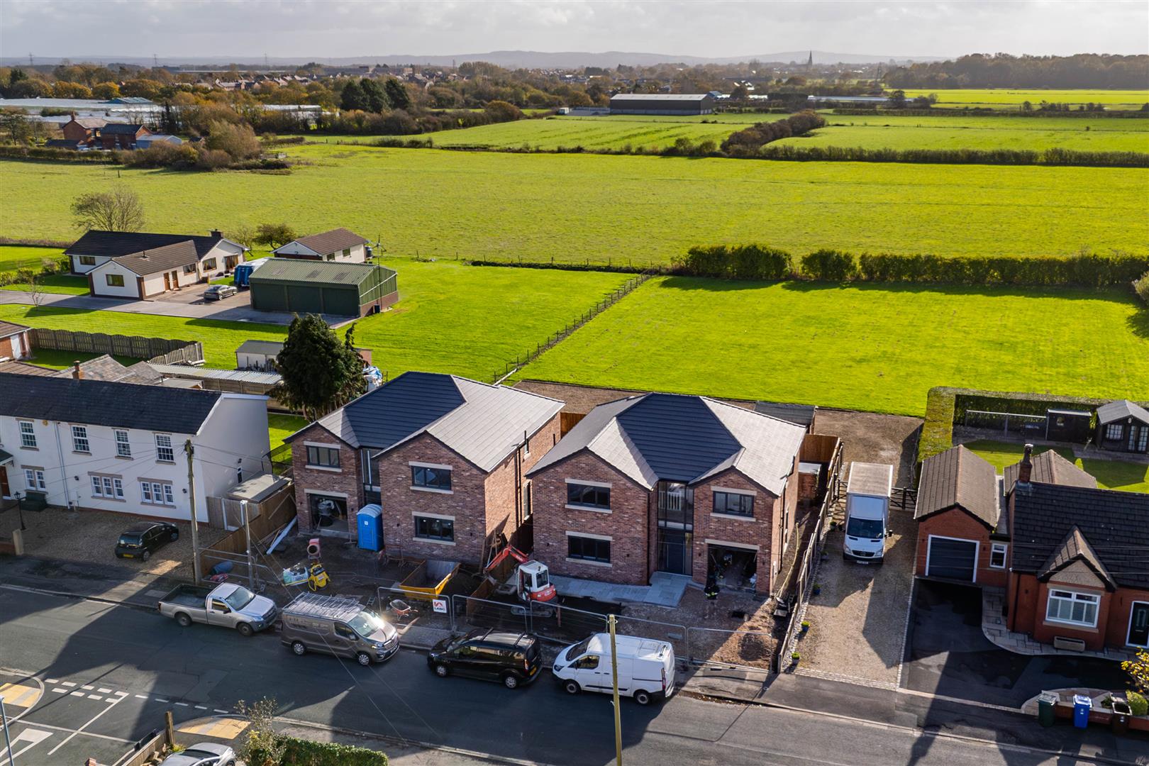 5 bed property in Fermor Road, Preston